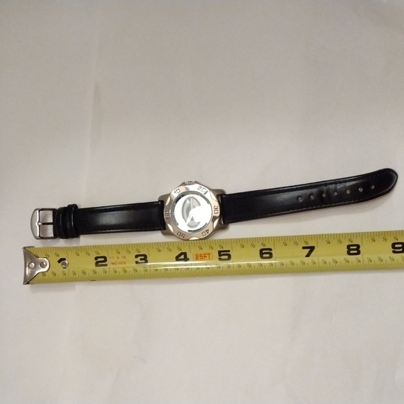 HP! EUC NFL Green Bay Packers Water Resistant Genuine Leather Band Watch! - Picture 8 of 8